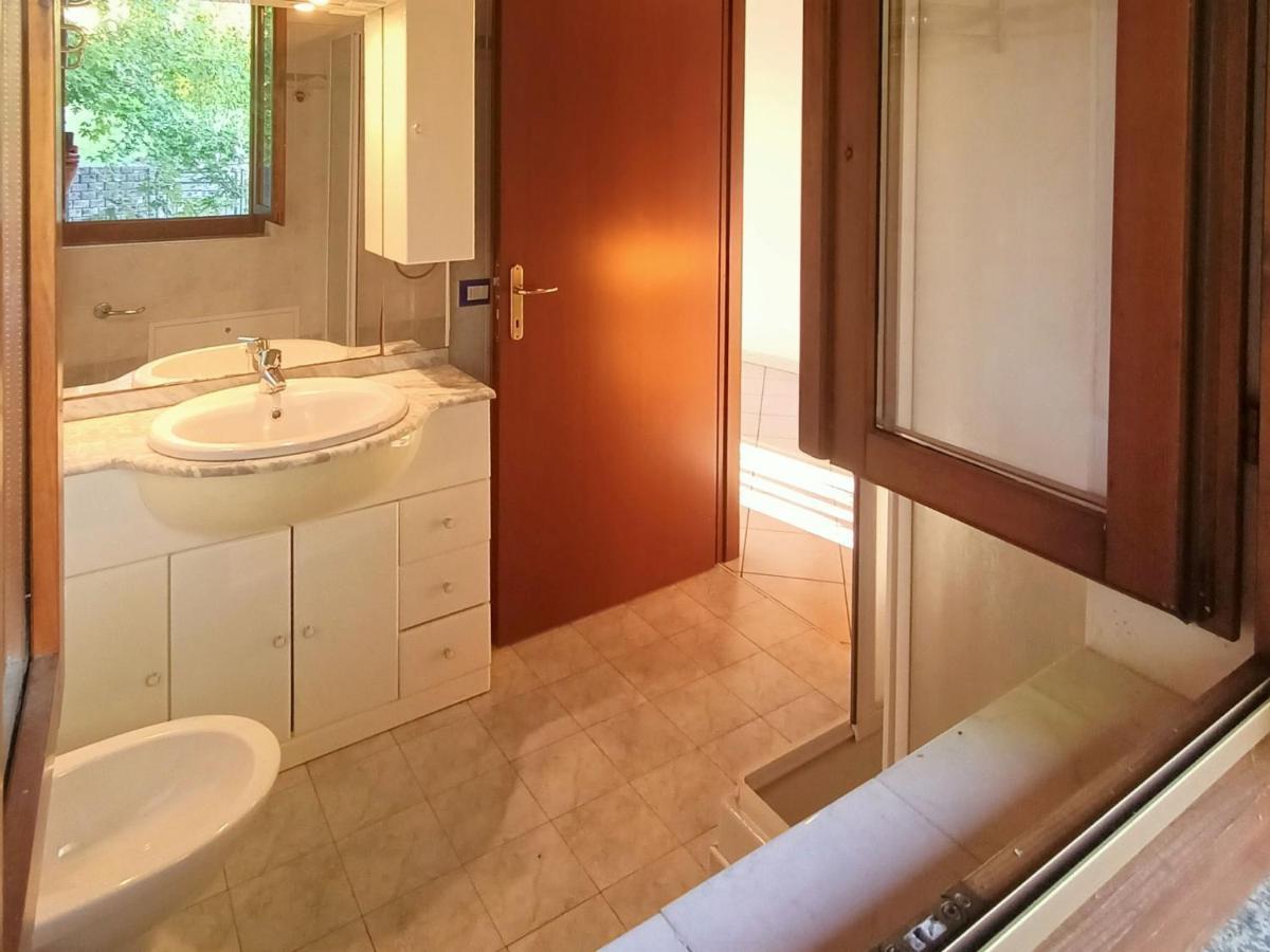 Apartment Residenza Agrifoglio-8 By Interhome Luino Ngoại thất bức ảnh